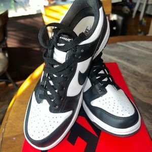 Nike Dunk Lo- Panda
